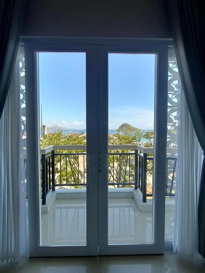 Dejavu 2.0 Hotel Bajo Komodo لابوان باجو المظهر الخارجي الصورة