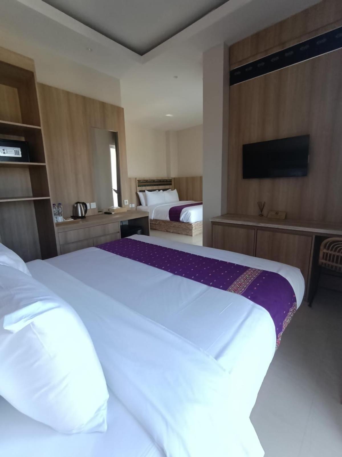 Dejavu 2.0 Hotel Bajo Komodo لابوان باجو المظهر الخارجي الصورة