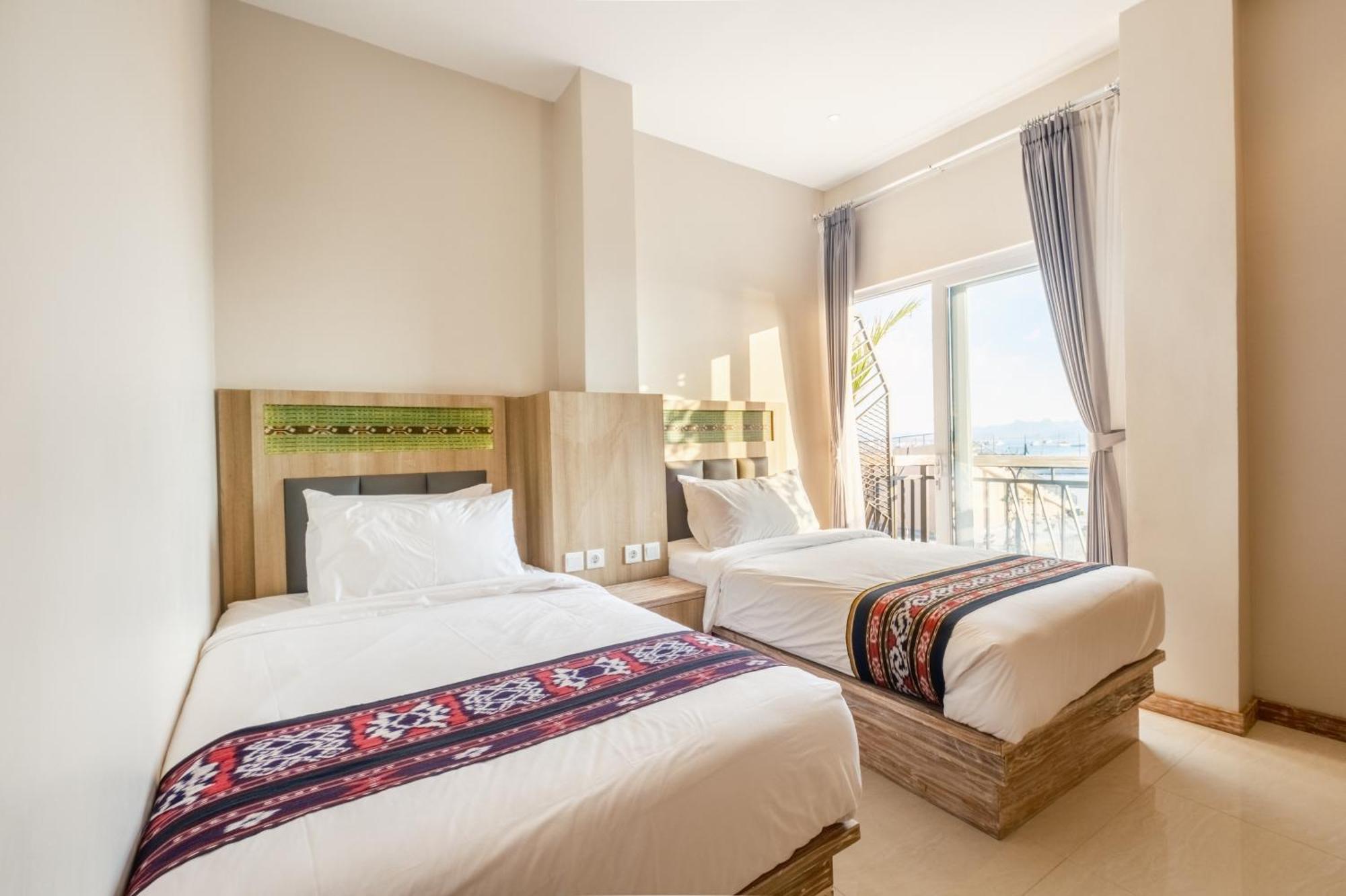 Dejavu 2.0 Hotel Bajo Komodo لابوان باجو المظهر الخارجي الصورة