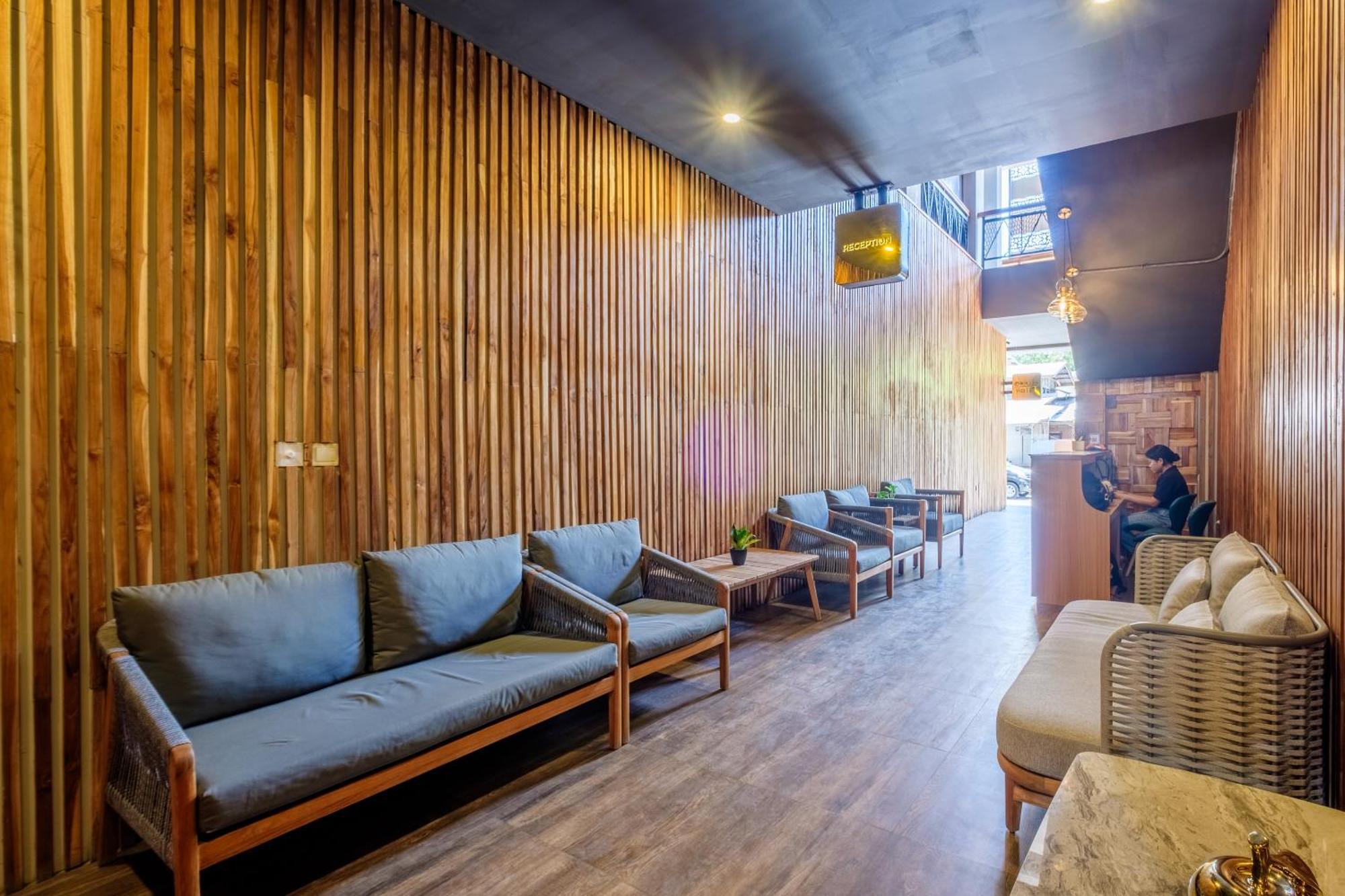 Dejavu 2.0 Hotel Bajo Komodo لابوان باجو المظهر الخارجي الصورة